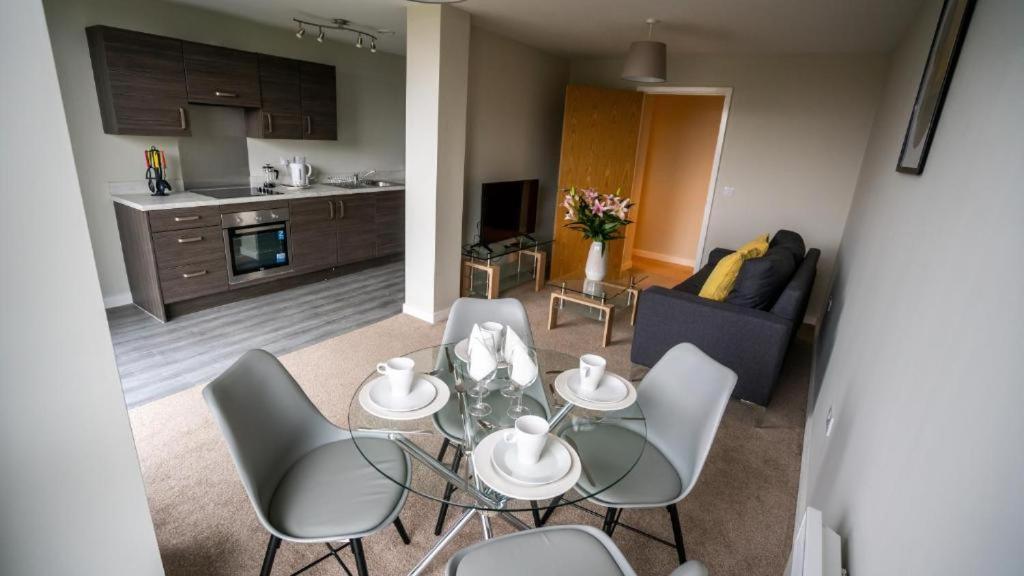 Adelphi Wharf Luxury Apartments Manchester Exteriör bild