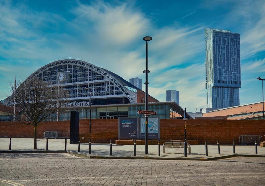Adelphi Wharf Luxury Apartments Manchester Exteriör bild