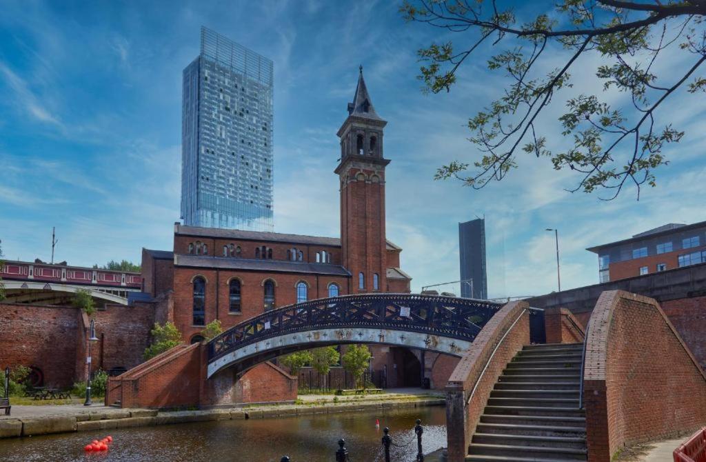 Adelphi Wharf Luxury Apartments Manchester Exteriör bild